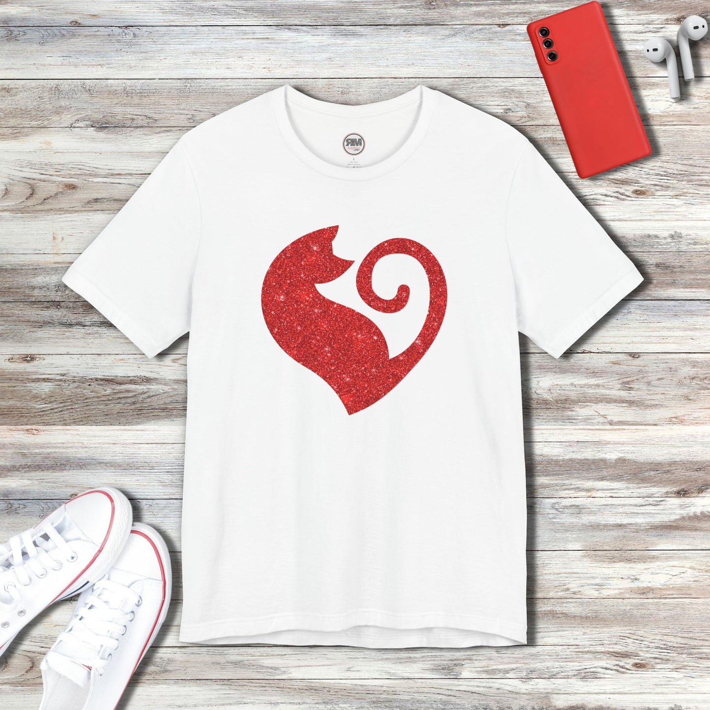 Camiseta con diseño de corazón de gato y purpurina roja