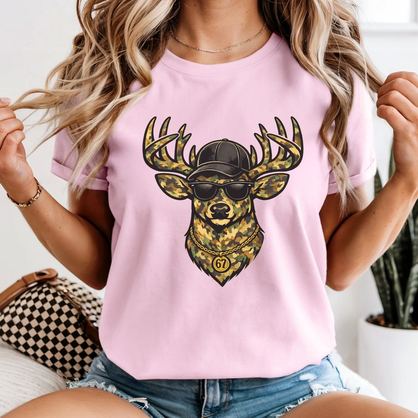 Camo Deer Hunting Buck Unisex T-shirt